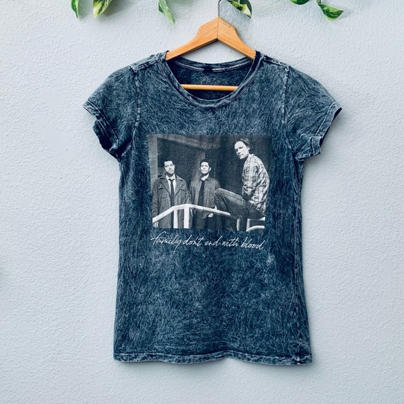 Tops - 🌟 Supernatural t-shirt